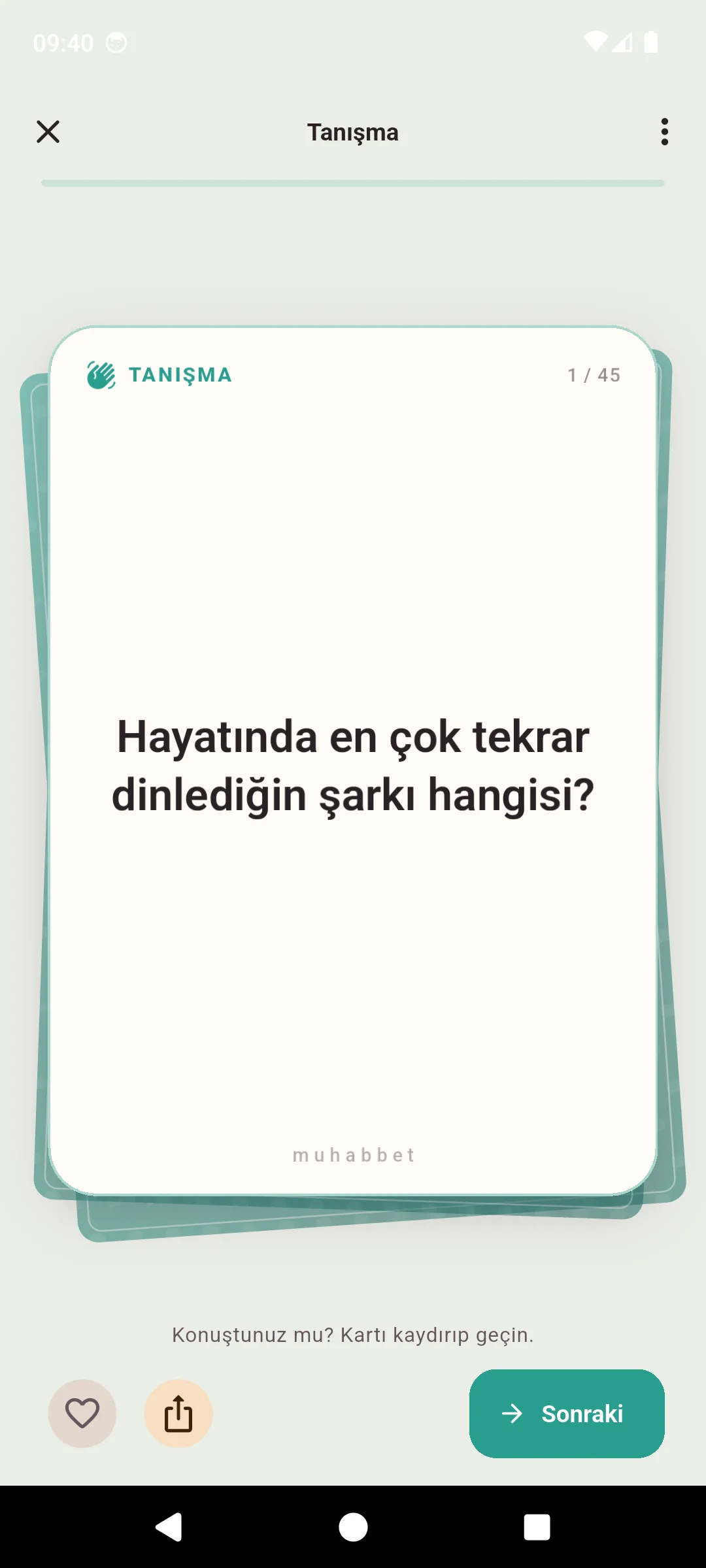 Kart — dokununca döner, okununca kaydırılıp atılır